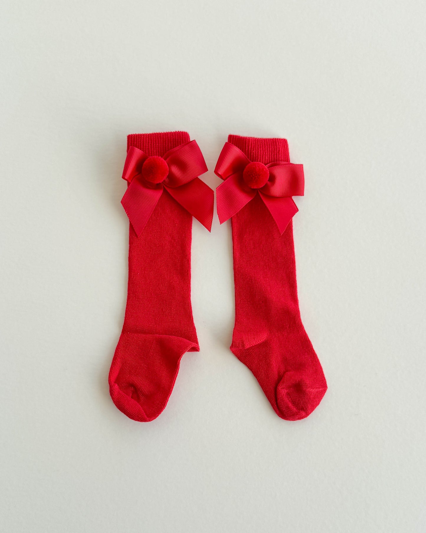 Lacinho Pom Pom Knee Socks