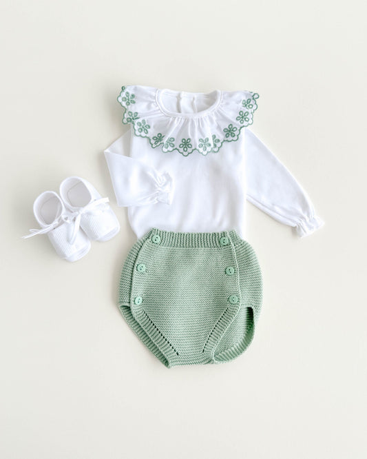 The New Baby Gift Guide: Timeless Knits & Sets Worth Gifting
