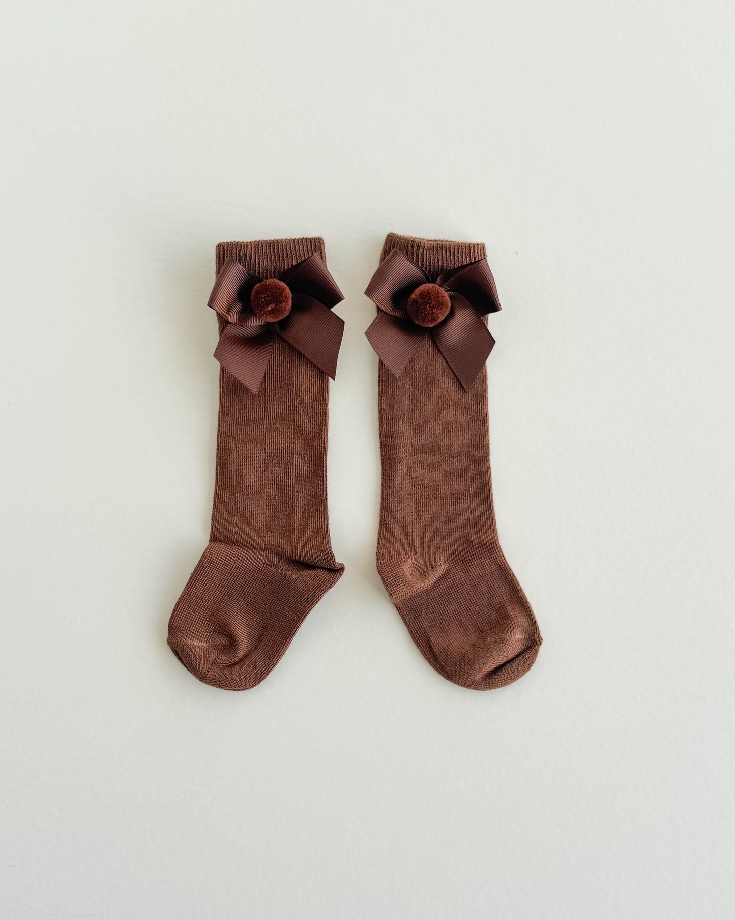 Lacinho Pom Pom Knee Socks